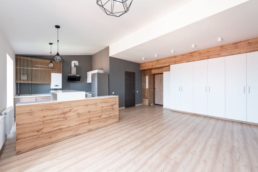 Vinyl & Laminate Flooring